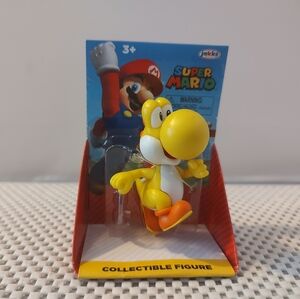 Super Mario Collectible Figure Yellow Yoshi NWT
